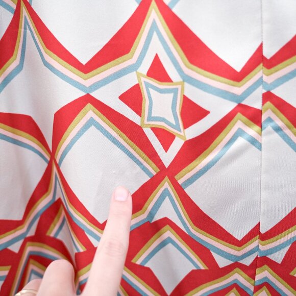 La DoubleJ Large Silk Mini 100% Silk Swing Dress in Red Abstract Geometric Print - Picture 6 of 11